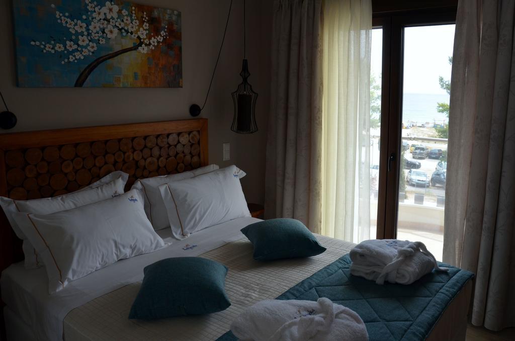 Hatzoudis Luxury Suites Chrysi Ammoudia Ngoại thất bức ảnh